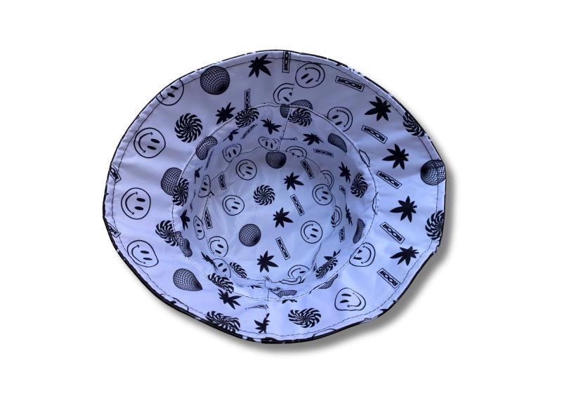 Custom logo: CLOTH HATS, your promotional gift solutions