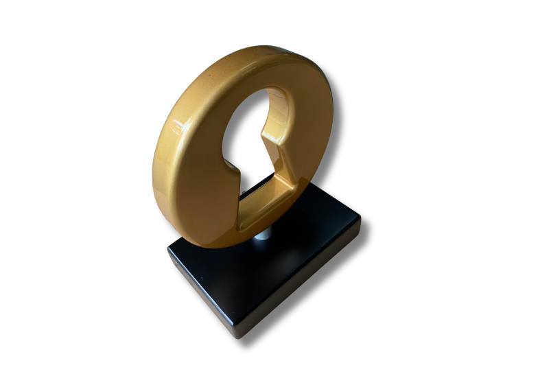 Custom logo: WOOD STATUE CUSTOM, your promotional gift solutions